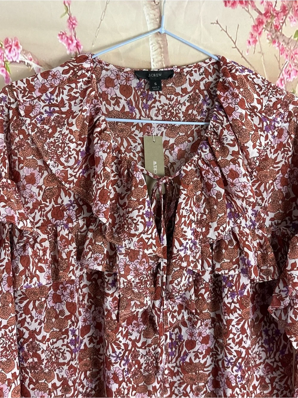 NEW J.Crew Ruffle Crinkle Chiffon Top in the "Fête Floral" print - Picture 3 of 9